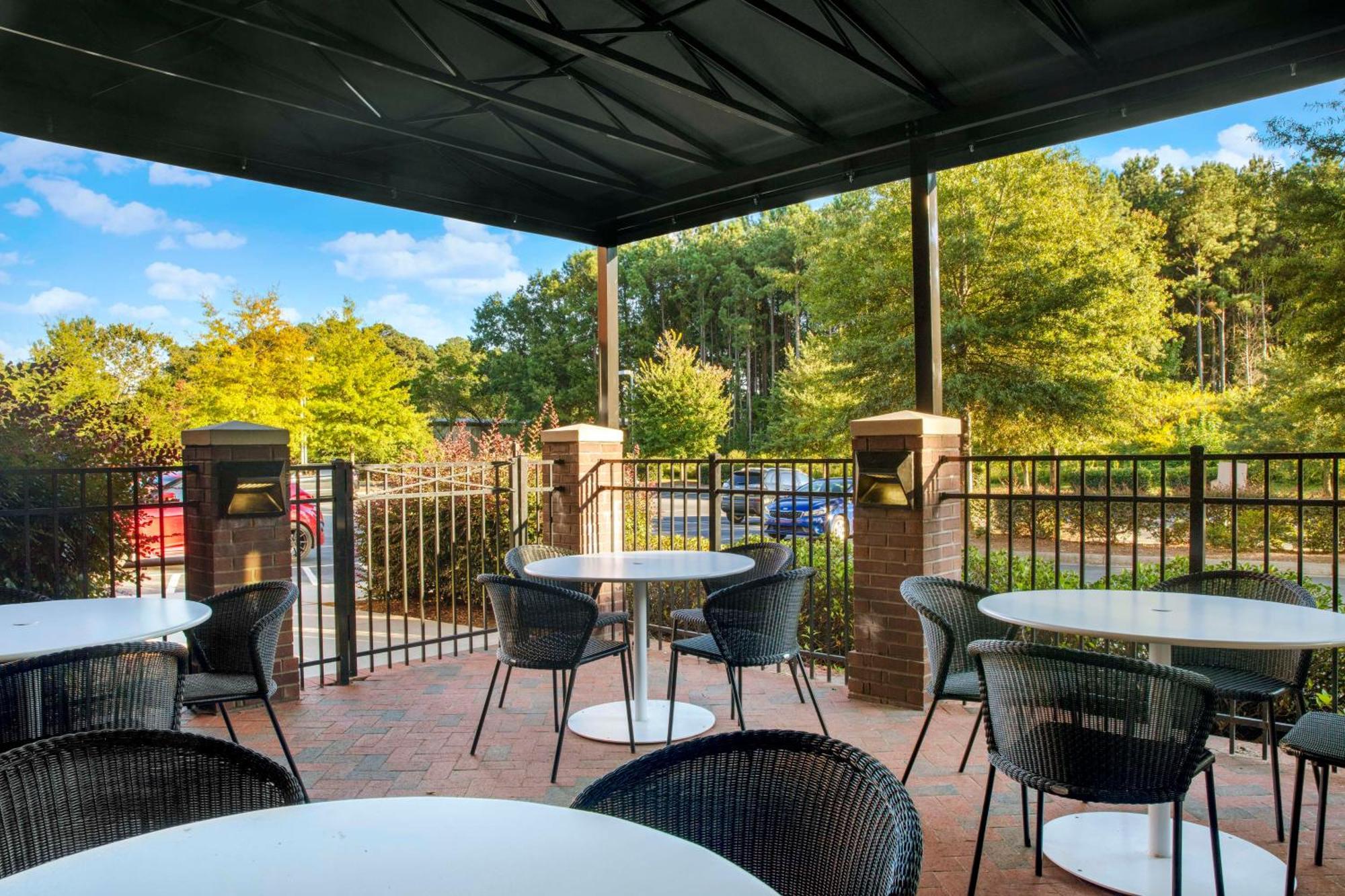 Hyatt Place Raleigh Cary Екстер'єр фото